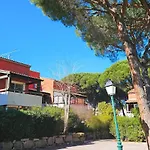 Cozy Duplex With Swimming Pool And Terrace In Apartment Frejus