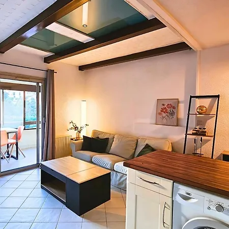 Cozy Duplex With Swimming Pool And Terrace In Apartment