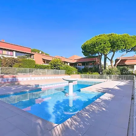 Cozy Duplex With Swimming Pool And Terrace In * Frejus